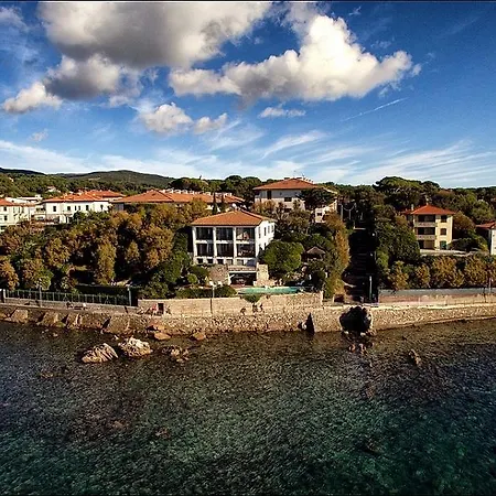 Anna Villa Castiglioncello