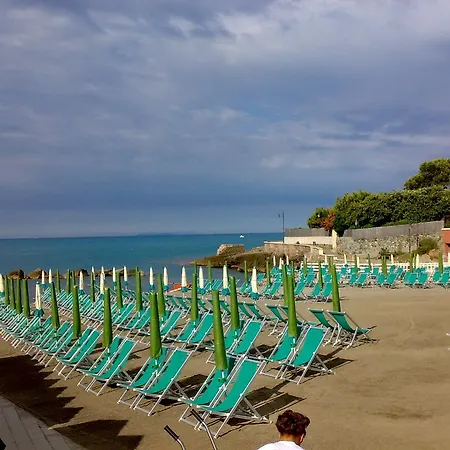 Anna Villa Castiglioncello